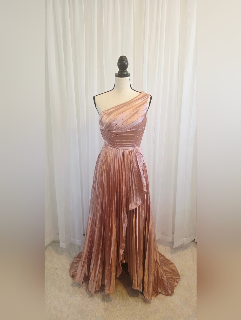 One-Shoulder Rose Gold Pleated Evening Dress